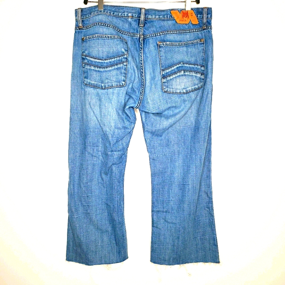 18) RVCA Vintage Wide Leg Raw Hem Jeans Sz. W36L34